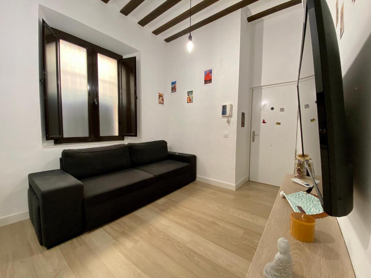 Apartamento Cosy studio in Alameda district Sevilla Exterior foto